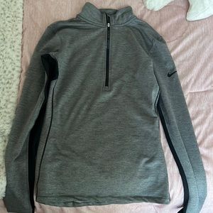 Nike quarter zip size S